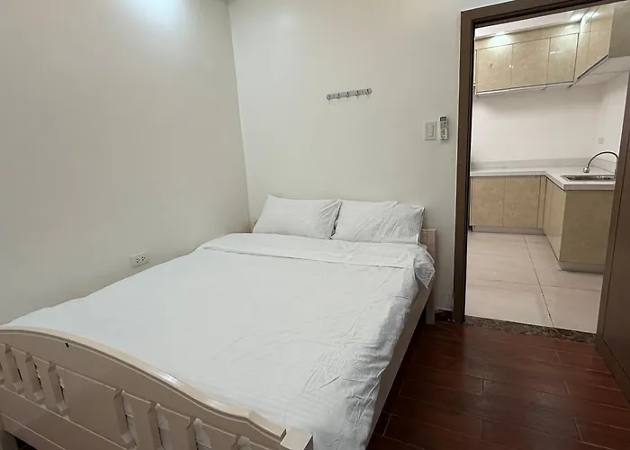 Apartment Jcal Building Next To Aiports Okada, Solaire Moa *