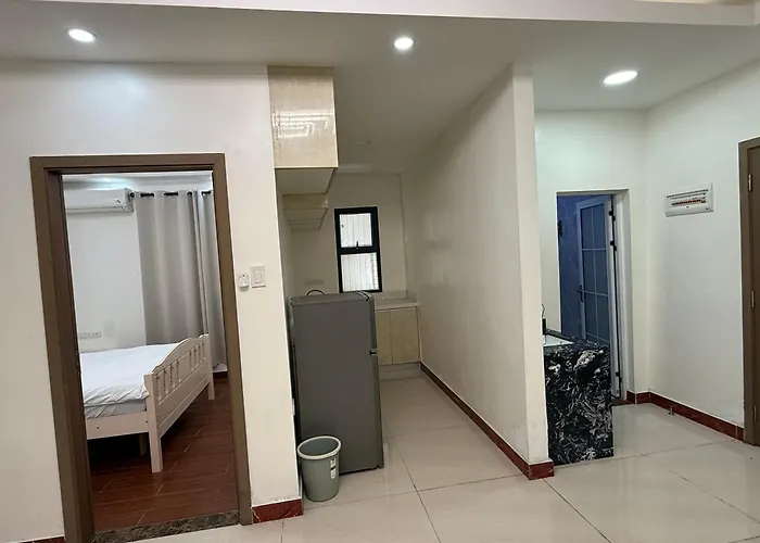 Jcal Building Next To Aiports Okada, Solaire Moa Apartment Manila